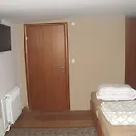 Prenociste Zan 招待所