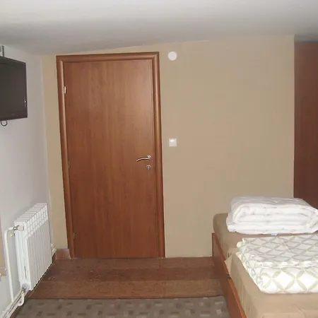 Prenociste Zan Konukevi