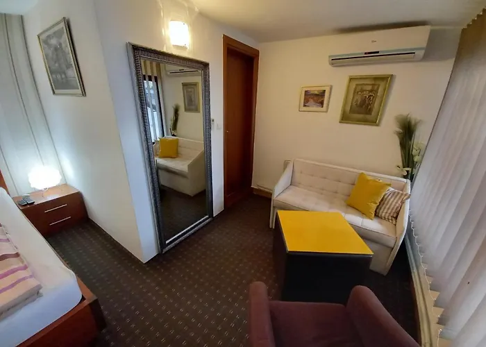 Prenociste Zan Konukevi